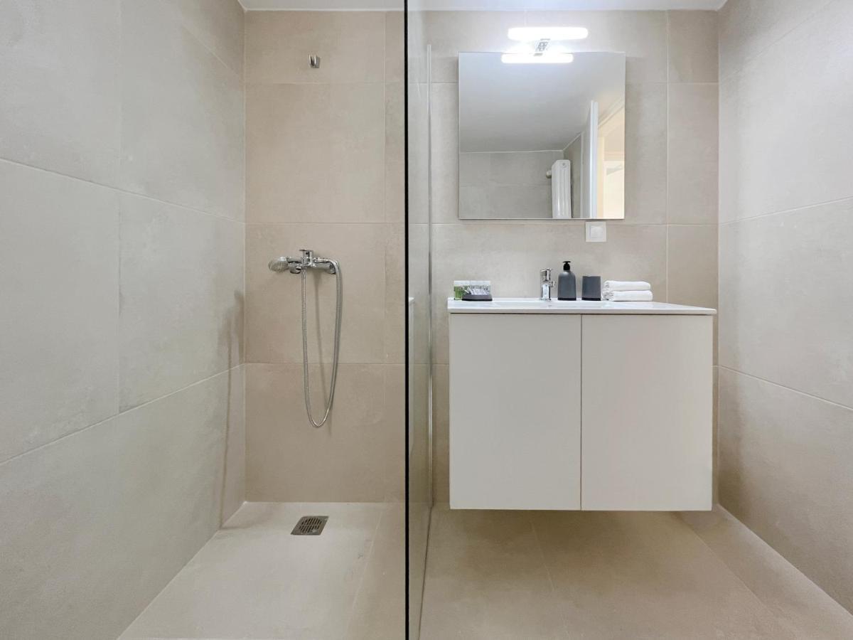 Апартаменты Mouson Modern 80Sqm Apt Next To Edem Beach Афины Экстерьер фото